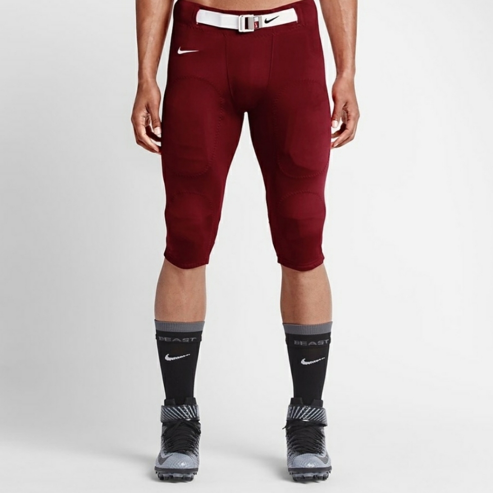 ⭐️NWT XL Nike Football Pants